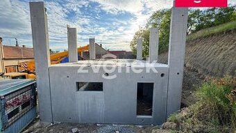 Prodej hrubé stavby rodinného domu 4+kk v Sadech..