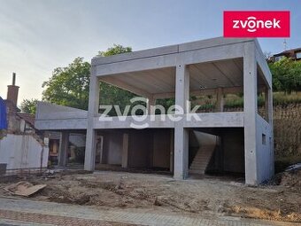Prodej hrubé stavby rodinného domu 4+kk v Sadech..