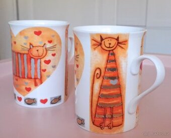 Sada 2 hrnků porcelán - zamilované kočky se srdíčky