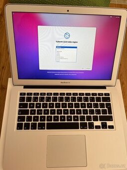 Prodám Apple MacBook Air 13” model A1466 (EMC 2925)