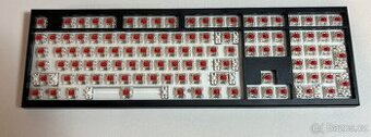 🔥 Nová mechanická klávesnice s Gateron Red, tri-mode připoj