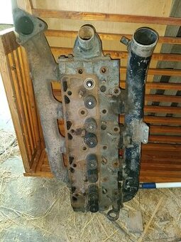 Hlava motoru Zetor 8001 Crystal ,