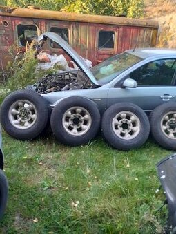 Offroad 4x pneu 235x75x15 včetně ALU disku