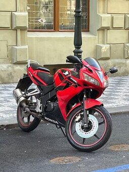Honda cbr125r 2007