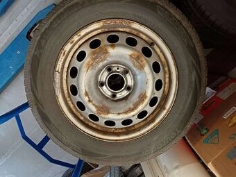 Sada celoročních pneumatik 215/65 R16