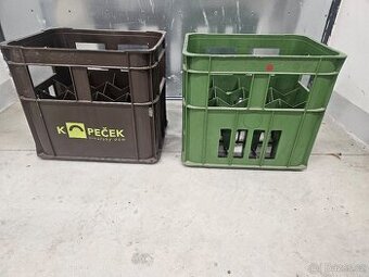 Plastové přepravky na lahve - více než 100ks