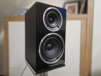 Wharfedale Diamond 220