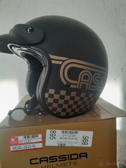 Helma Cassida oxygen