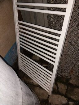 Topný žebřík do koupelny.