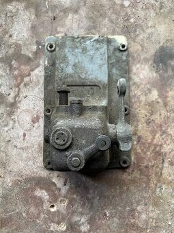 Víko převodovky spartak felicie Cabrio Octavia