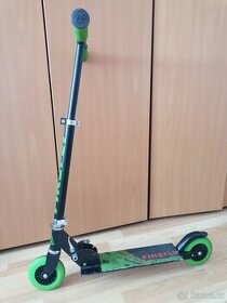 Chlapecká koloběžka Firefly černo-zelená