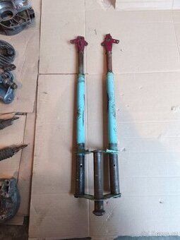 Přední vidlice Jawa 550