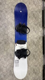 Snowboar Scott 152cm s vázáním Gravity