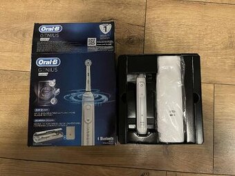 Elektricky kartacek Oral B GENIUS 10200W