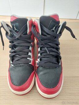 Nike air Jordan vel.37