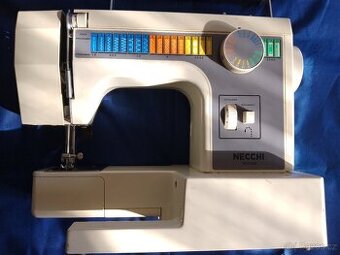 Elektrický šicí stroj