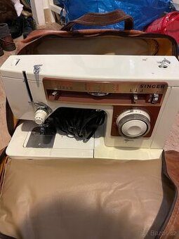 Šicí stroj Singer 6105