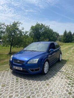 Ford Focus ST225