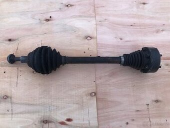 Škoda Octavia II 1.9 TDI 77 kW - levá poloosa