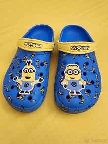 Crocs Mimoni velikost 33/34