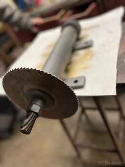 Hřídel na cirkulárku