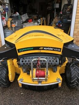 Dálkově ovládaná sekačka, mulčovač, trakturek na trávu