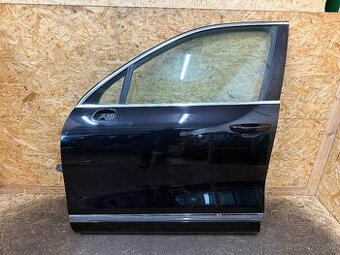LEVÉ PŘEDNÍ DVEŘE VW TOUAREG 7P LC9X 7P0831311B