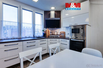 Prodej bytu 2+1, 54 m², Klatovy, ul. Pod Hůrkou