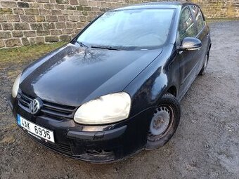 Volkswagen Golf V 1.6FSI