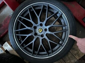 Pěkná sada R19 Superb/Octavia atd