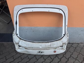 Hyundai i30 fastback