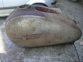 Nádrž Jawa Pérák Zbrojovka