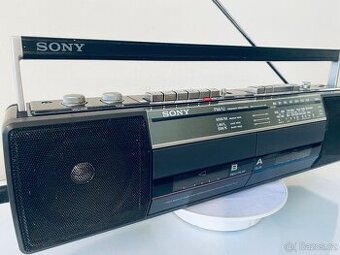 Radiomagnetofon Sony CFS-W30l, rok 1988