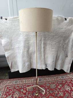 Retro stojací lampa