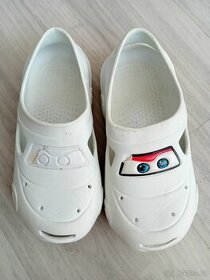 Nazouváky/kroksy/sandále vel. 29