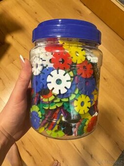 Dětská kreativní stavebnicez s ozubenými koly (konstruktor)