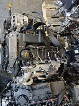 Prodám motor Hyundai ,Kia D4CB