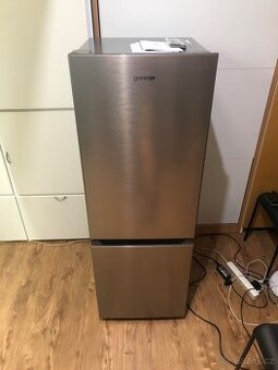 Nová malá lednička Gorenje rk14cps4