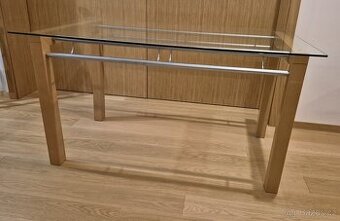 Prodám kanc. stůl se skleněnou deskou