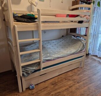 Dětská patrová postel