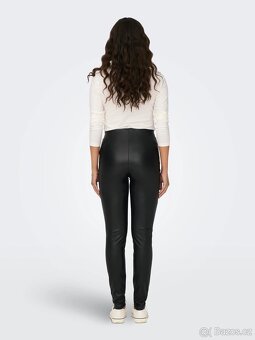 NOVÉ ♣ DÁMSKÉ PUSH-P JEGGINGS ♣ KIOMI ♣ VEL.34