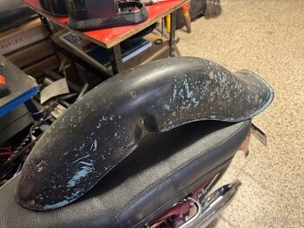 Přední blatník Jawa 550/555