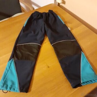 Celoroční softshellové kalhoty zn. Veselá Nohavice vel. 128