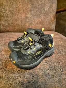 Keen velikost 24