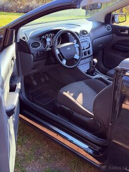 Ford Focus Cabrio Pininfarina Coupe-Cabrio (CC)