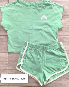 Letní souprava kraťasy a crop top vel.116