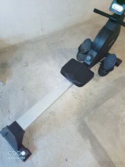 Veslovací trenažér XTREXO RM100