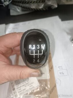 Škoda Octavia 1 hlavice řadící páky kůže
