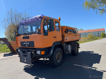 10t 4x4 MAN sklápěč / sypač