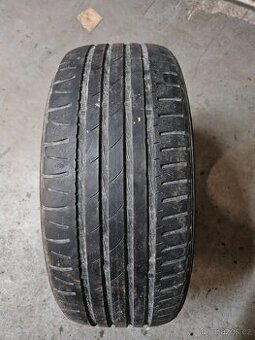 Prodám pneumatiky 225/55/17 101W - 1